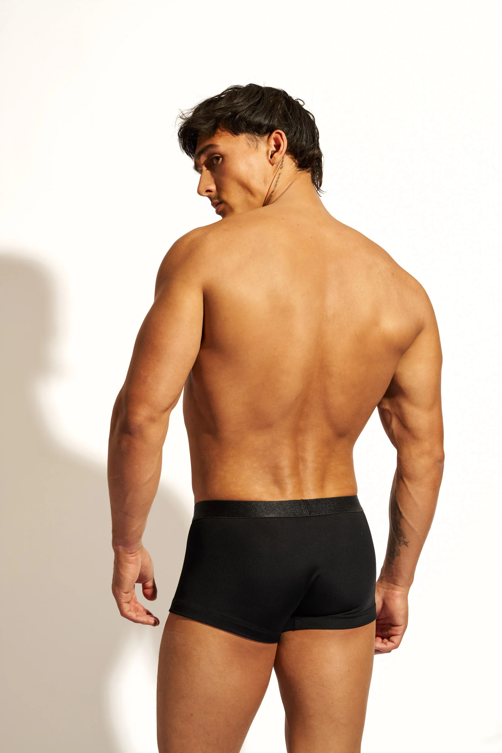 GOLD TRUNK CONTOUR - BLACK - Image 9